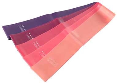 Come fare esercizi del torace a banda di resistenza