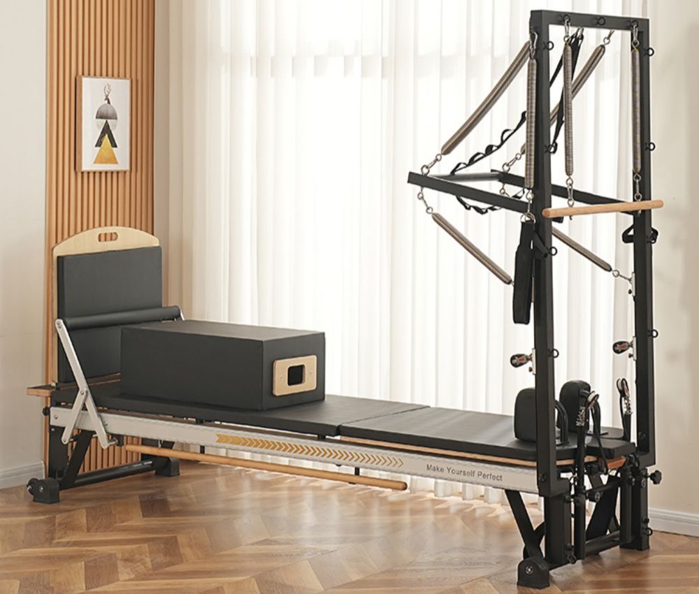 Letto riformatore scorrevole per esercizi di equilibrio corporeo interno Pilates con torre