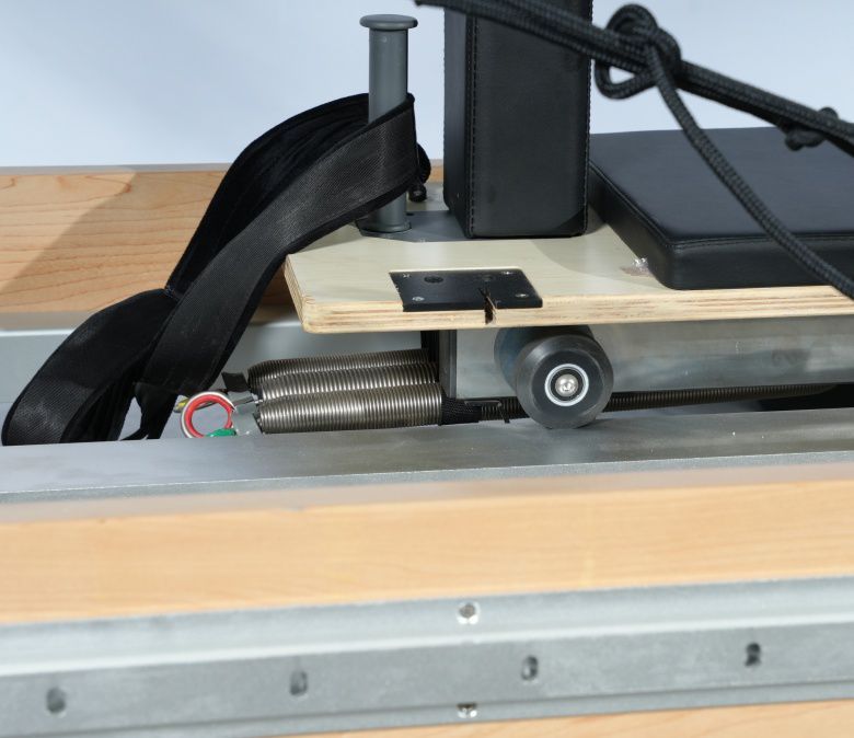 Maple Full Track Slip Pailates Reformer con Torre