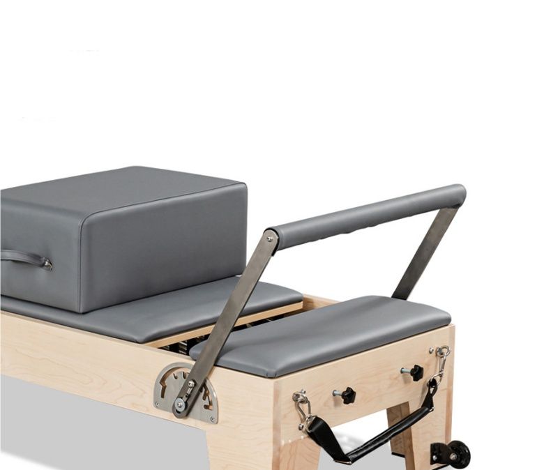 Studio Pilates Maple Reformer con mezzo trapezio