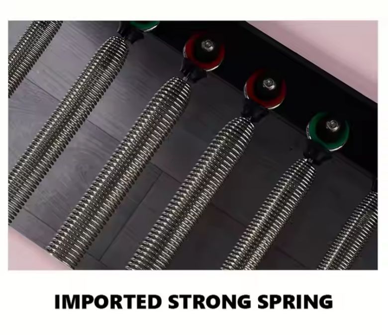 Attrezzatura di pilates rosa in quercia dipinta bianca