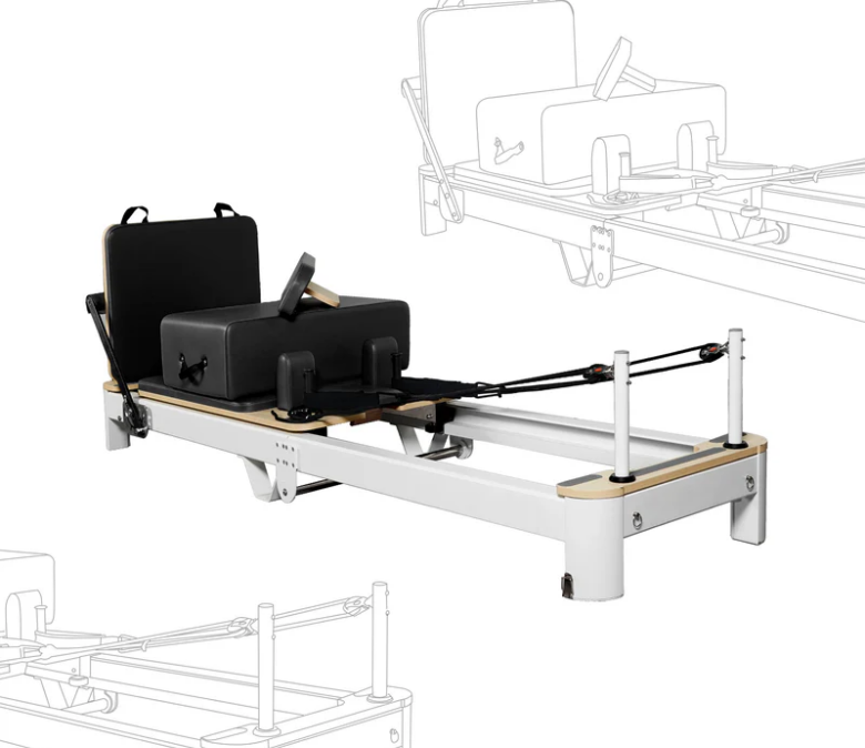 Riformatore di pilates pieghevoli in alluminio bianco in alluminio in vendita