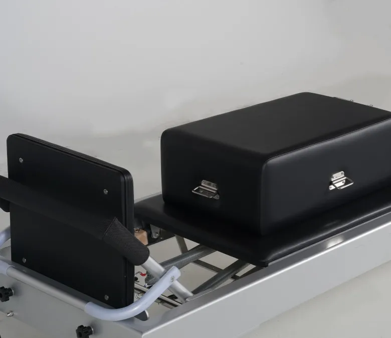 Riformatore classico Pilates con torre