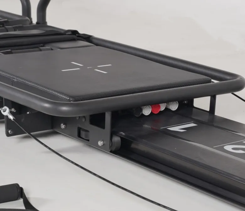 Mini Pilates Reformer in vendita